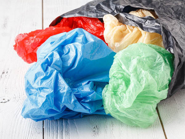 Із 10 грудня в магазинах не буде безкоштовних пластикових пакетів