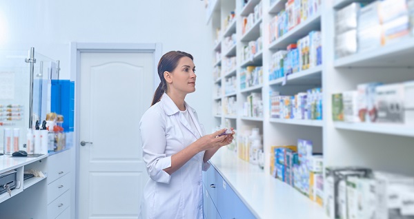 ДПС посилює контроль за діяльністю аптечних закладів