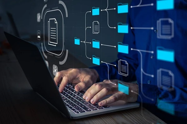 Податківці приймають цифрові копії документів через застосунок «Дія»: як відбувається шеринг цифрові копії документів