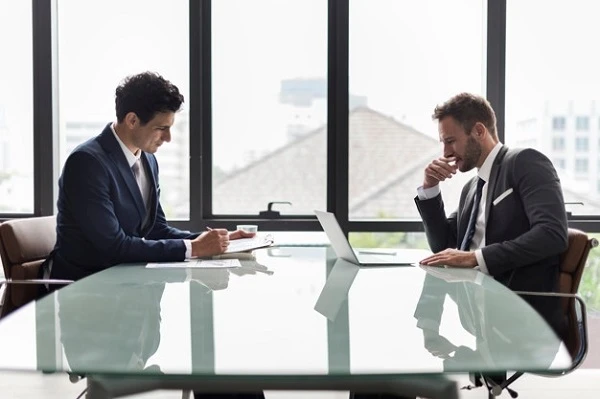 Подання відомостей про бенефіціарів: коли подавати нотаріально засвідчену копію паспорта Подання відомостей про бенефіціарів: коли подавати нотаріально засвідчену копію паспорта