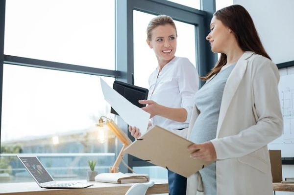 Чи профінансує ФСС е-лікарняний по вагітності відстороненій через відмову від COVID-щеплення працівниці Чи профінансує ФСС е-лікарняний по вагітності відстороненій через відмову від COVID-щеплення працівниці