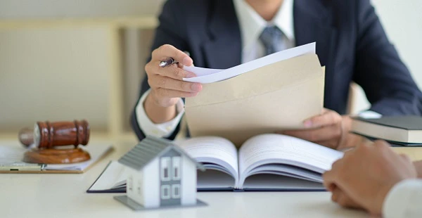 Покинуте майна на окупованих територіях: що зі статусом