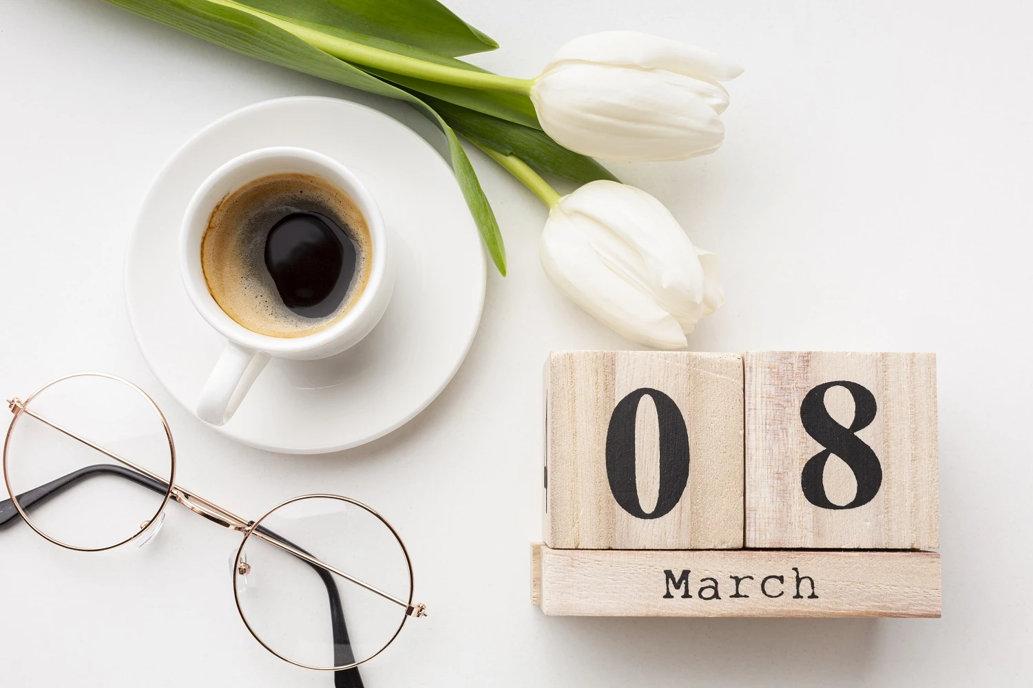 8 березня та перенесення вихідних у період дії воєнного стану: роз’яснення Держпраці