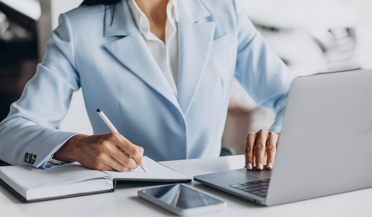 Чи відображати у Звіті № 1-ОП залишки продукції, що передали у власну роздрібну мережу