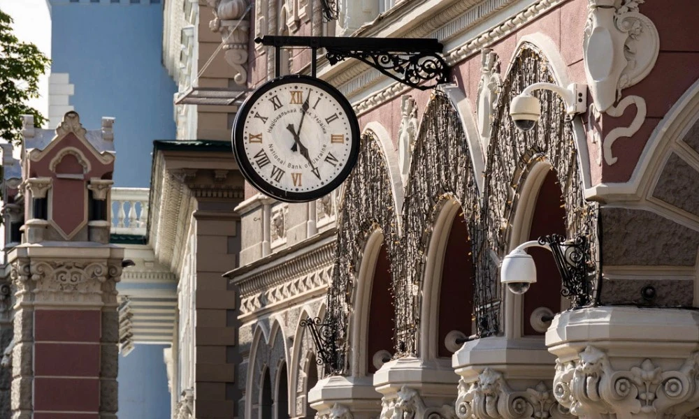 Робота банків 1 жовтня 2025 року: чи буде вихідний 