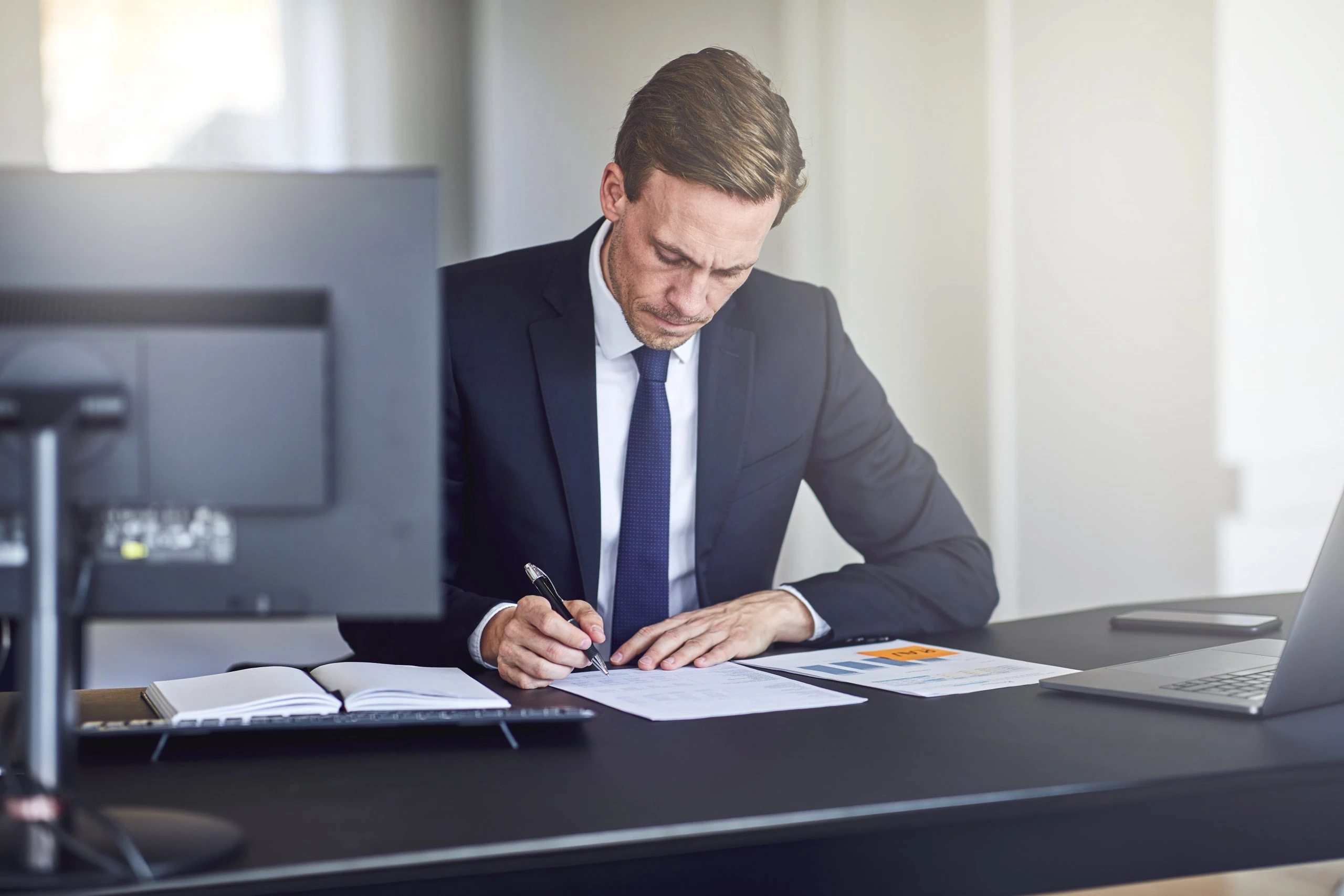 Зміни до КУпАП для спрощення умов ведення бізнесу: у ВРУ зареєстрували урядовий законопроєкт