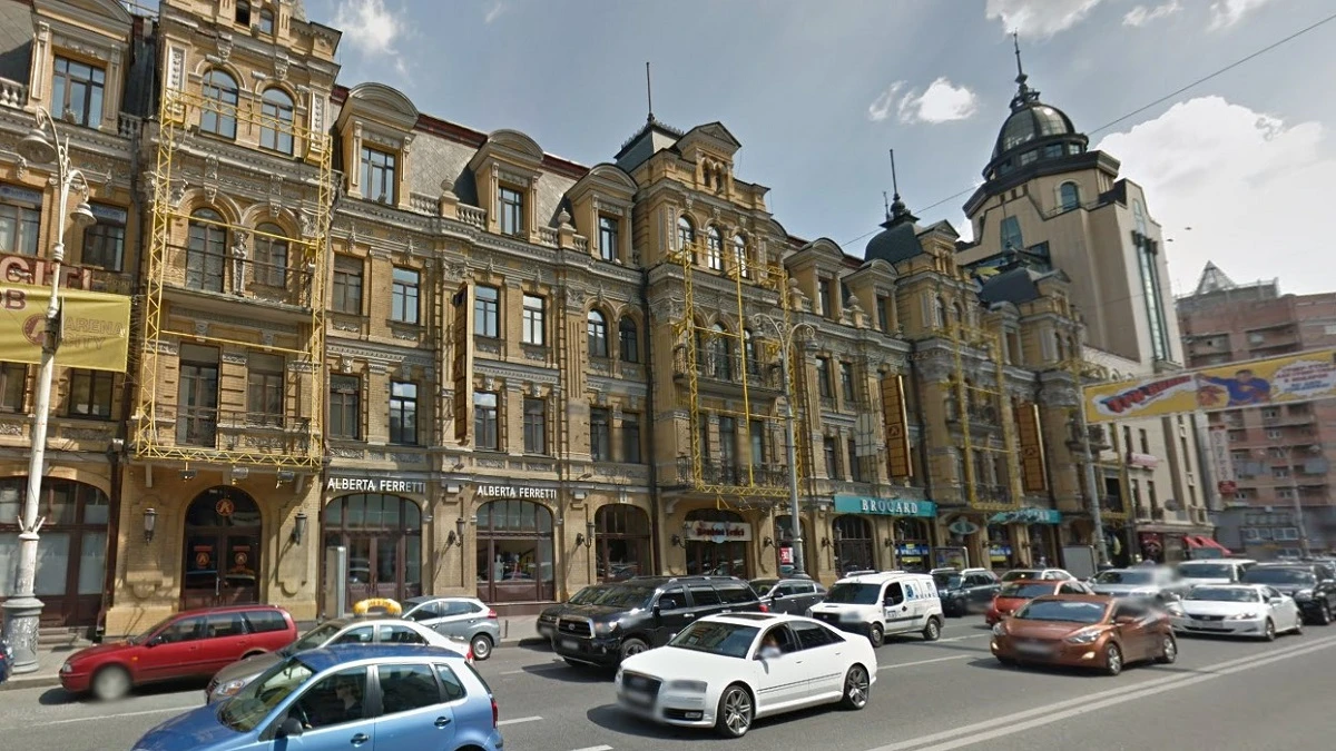 У Києві змінили правила розміщення вивісок на фасадах будинків