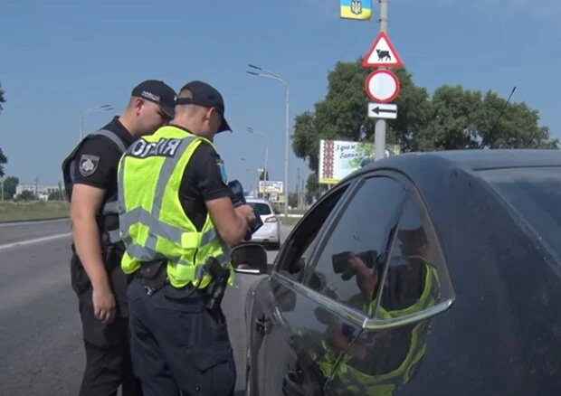 В Україні впроваджують електронні протоколи щодо адмінпорушень з дорожнього руху