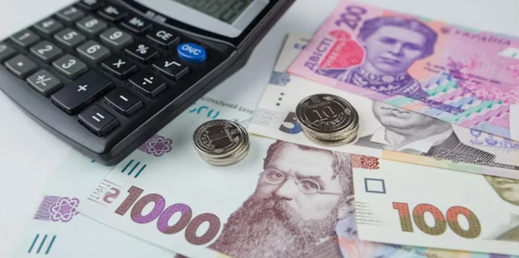 Розрахунок готівкою між юридичною та фізичною особою: які обмеження протягом одного дня