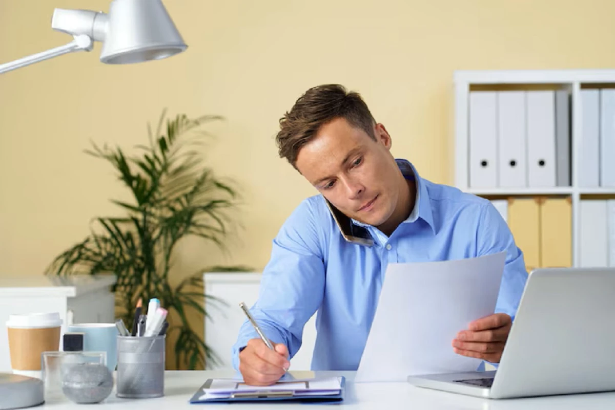 Які вимоги до пояснення до таблиці даних платника ПДВ?