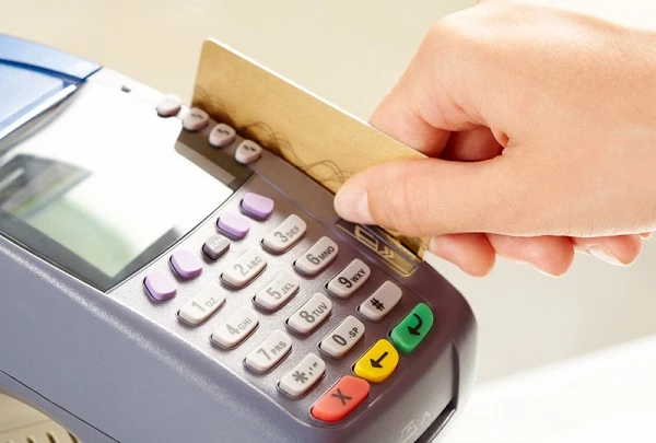 АМКУ зобов'язав банки надавати правдиву інформацію про умови участі в кешбек-програмах