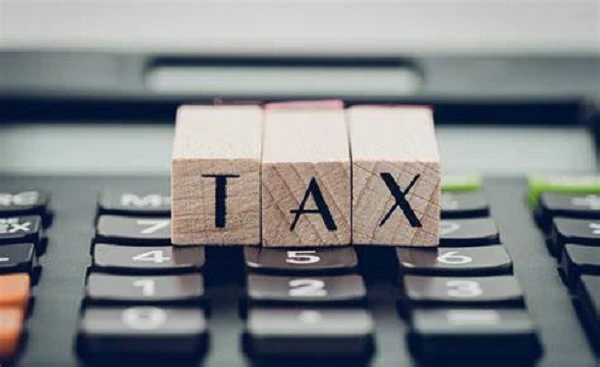 Податок на нерухомість: умови звільнення для промислових та складських будівель