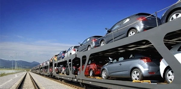 Імпорт легкових авто учасниками бойових дій звільнять від оподаткування Імпорт легкових авто учасниками бойових дій звільнять від оподаткування