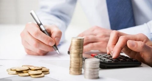 Чи коригувати середній заробіток при виплати компенсації відпустки Чи коригувати середній заробіток при виплати компенсації відпустки