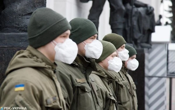 Розширили перелік 60-річних осіб, які можуть працювати під час карантину Розширили перелік 60-річних осіб, які можуть працювати під час карантину